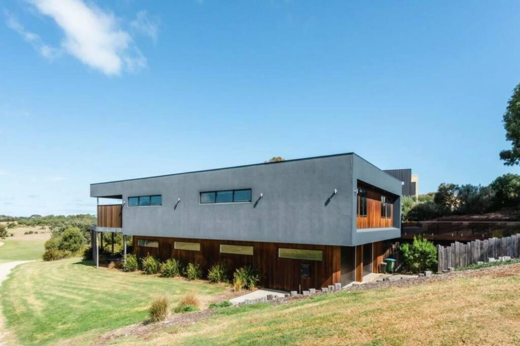 The Moonah Residence Fingal Exterior photo